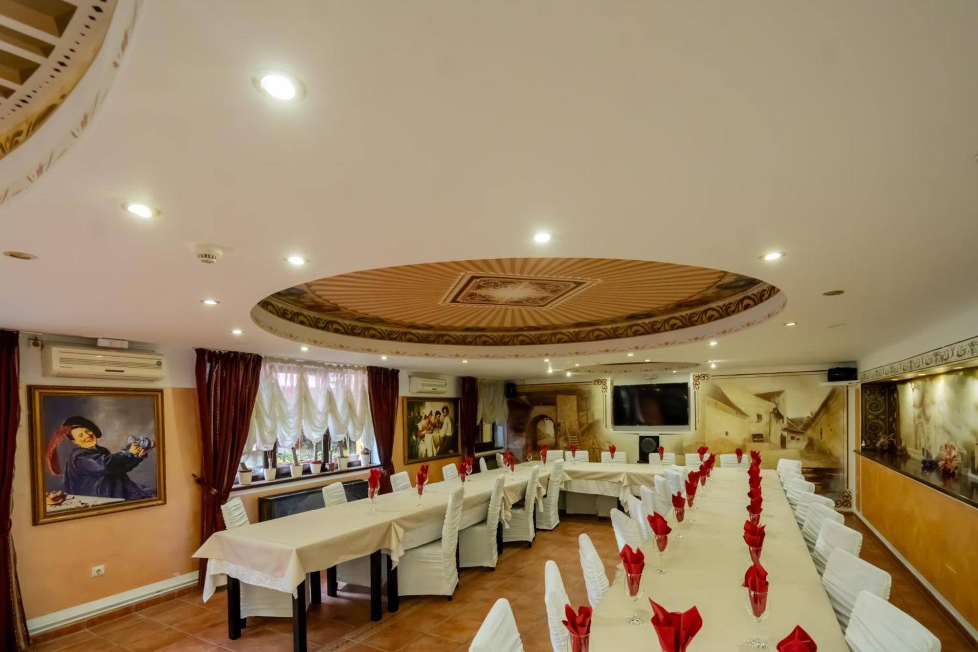 Complex Turistic Max International 3* Rîşnov