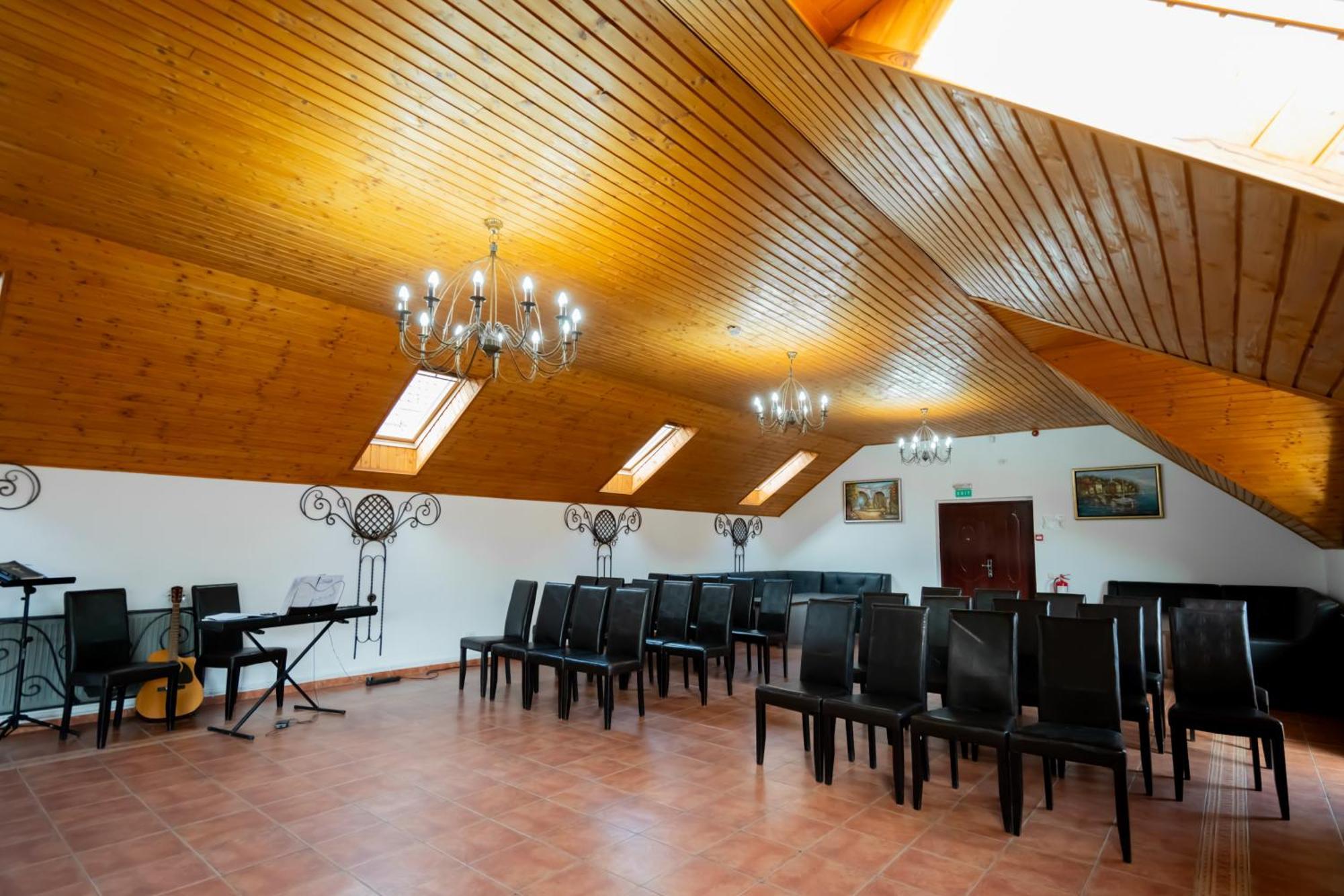 Complex Turistic Max International 3* Rîşnov
